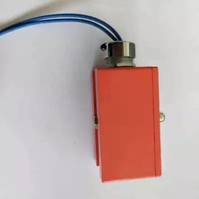 吊掛式MFFP-11卓信傾斜開(kāi)關(guān)AC220V常閉、翻車(chē)機(jī)卸料用傾斜料位計(jì)LCS20-SA-1價(jià)格