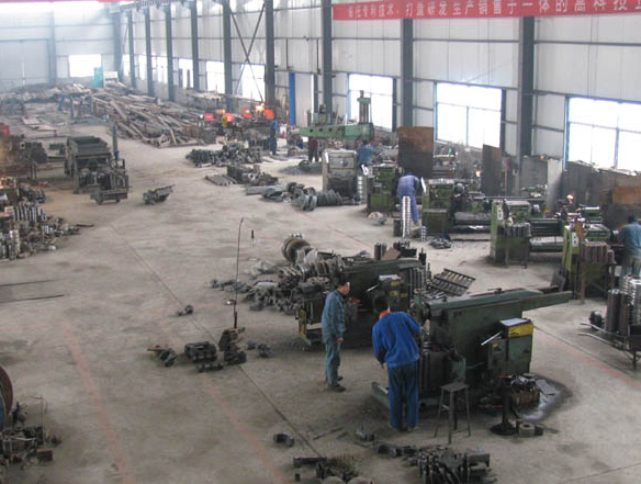 QYJ-100汽油打井機(jī)生產(chǎn)廠房2