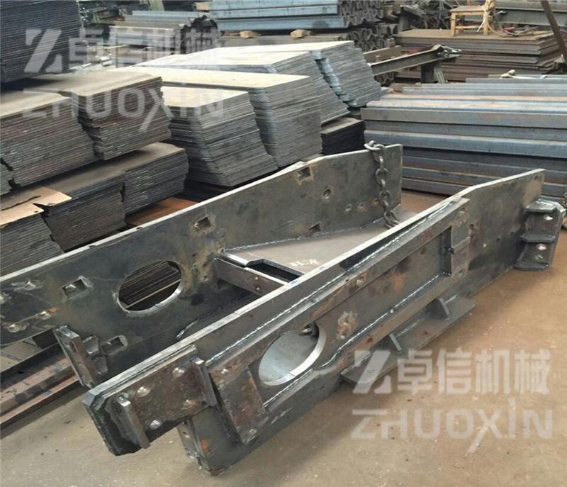 刮板輸送機配件實物圖2