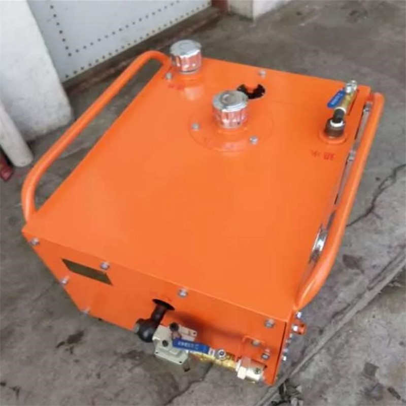 �V�Ú��(d��ng)עҺ�����F(xi��n)؛����(y��ng)ZBQ-7.5/2.5